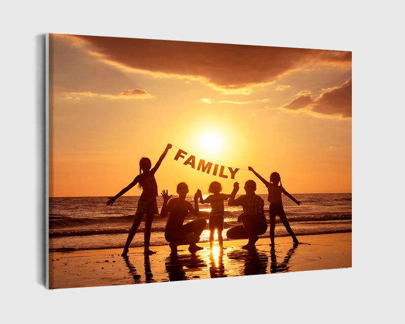 Paint By Numbers - Radiant Sunset: A Heartwarming Family Embracing Togetherness - Framed- 40x50cm - Arterium